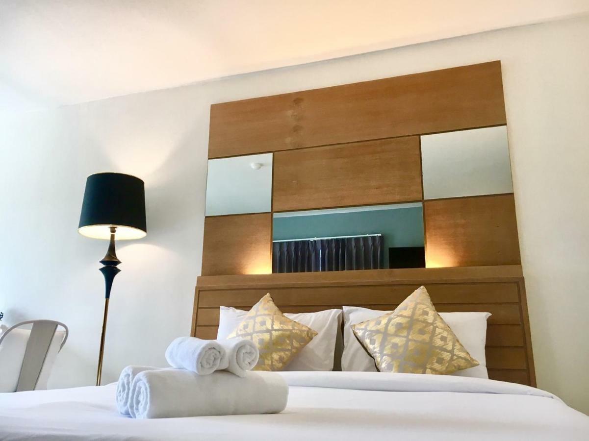 The Greenery Central Suite & Hotel Chiang Mai Bagian luar foto