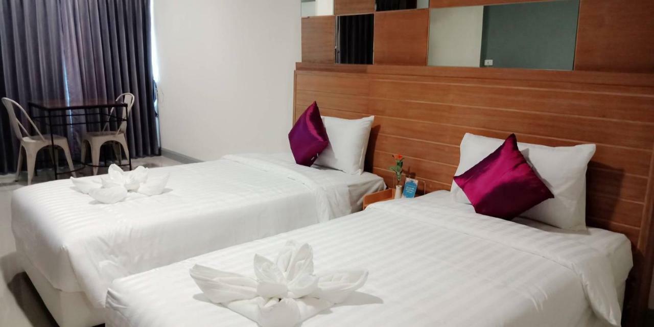 The Greenery Central Suite & Hotel Chiang Mai Bagian luar foto